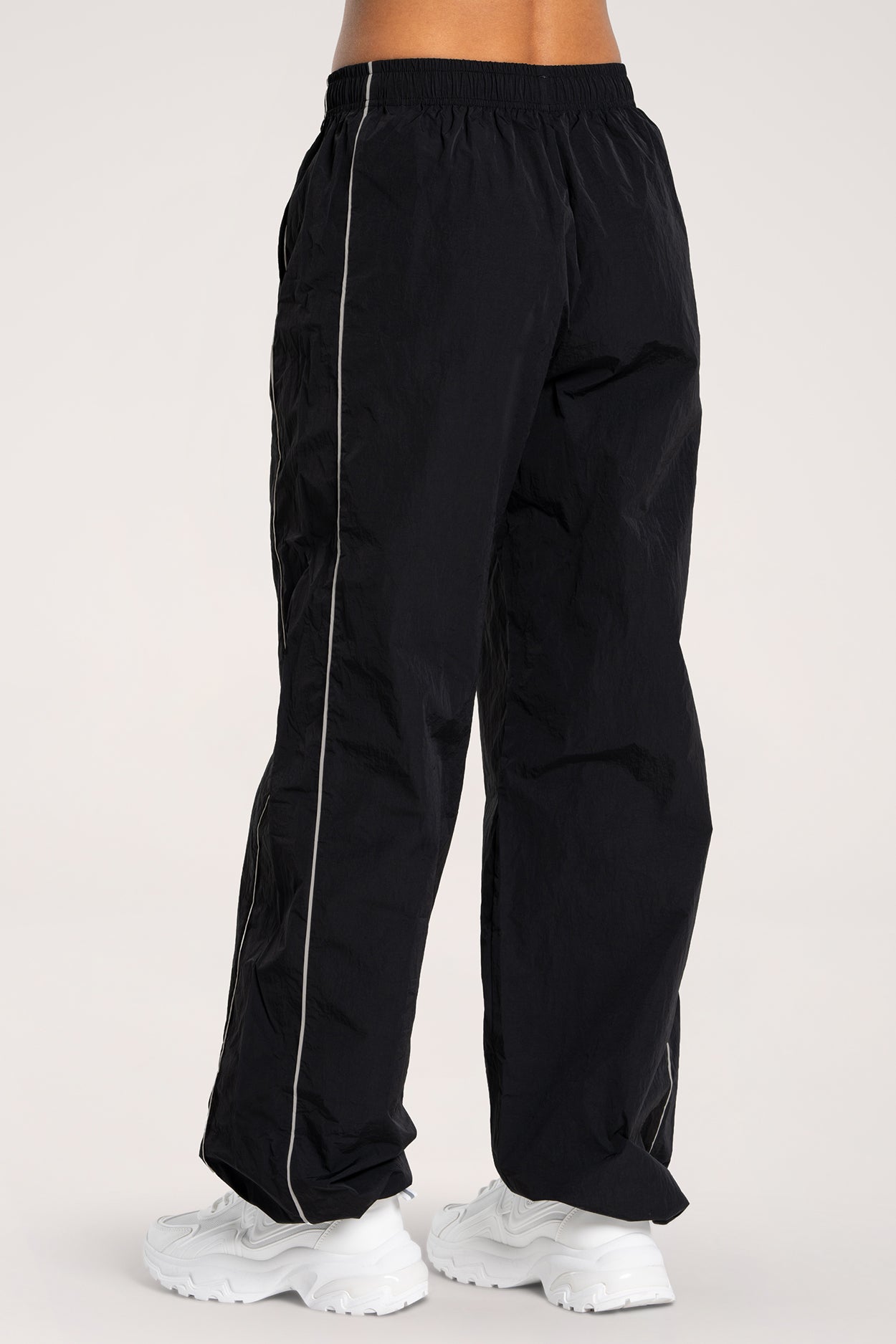 UN1FORM nylon nadrág black