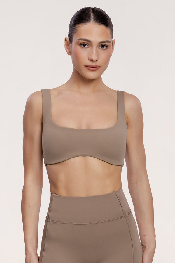 Pilates Era sportmelltartó warm beige