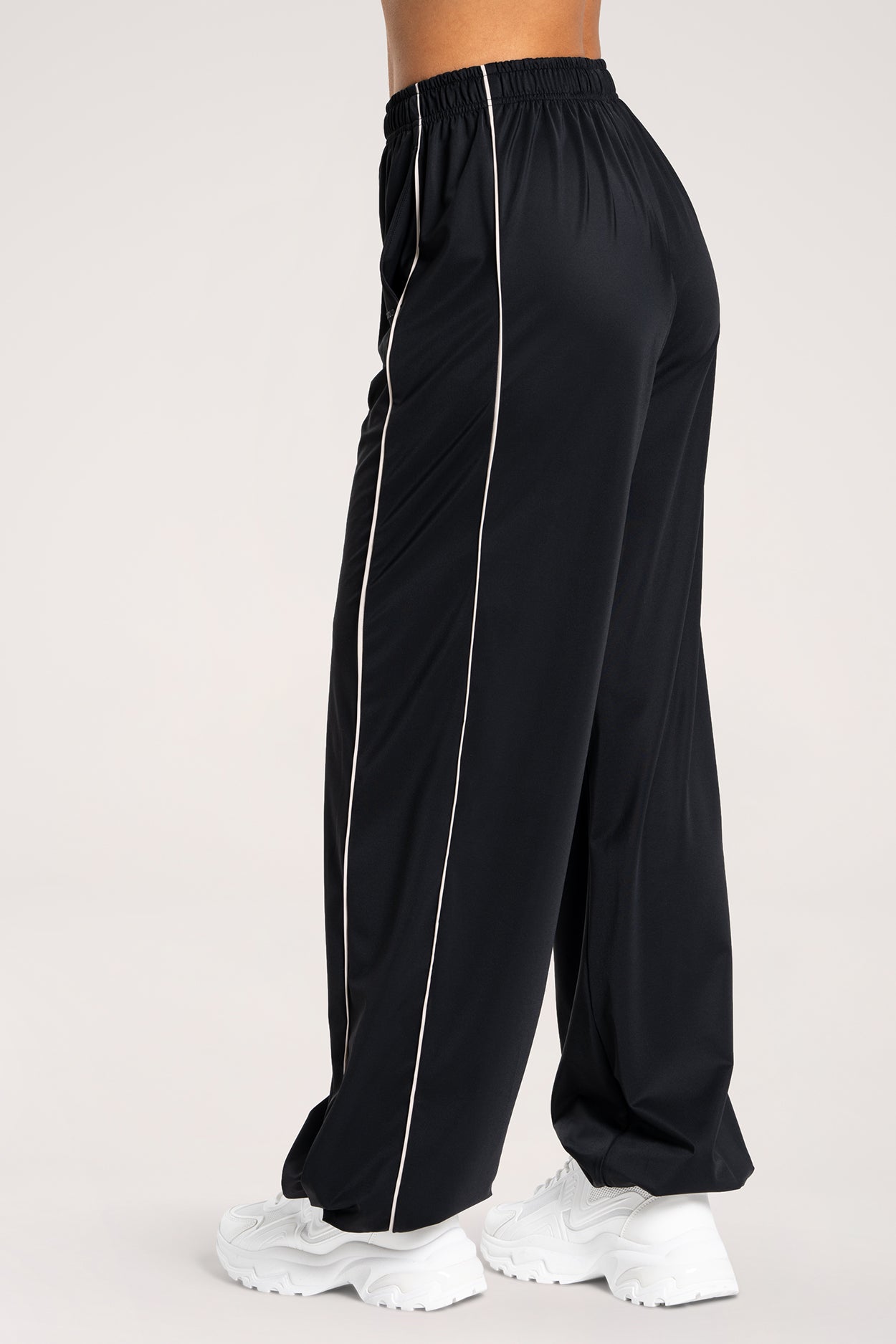UN1FORM Slick nadrág black