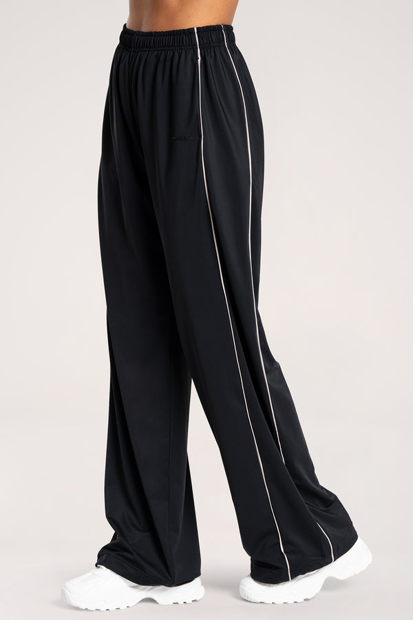 UN1FORM Slick nadrág black