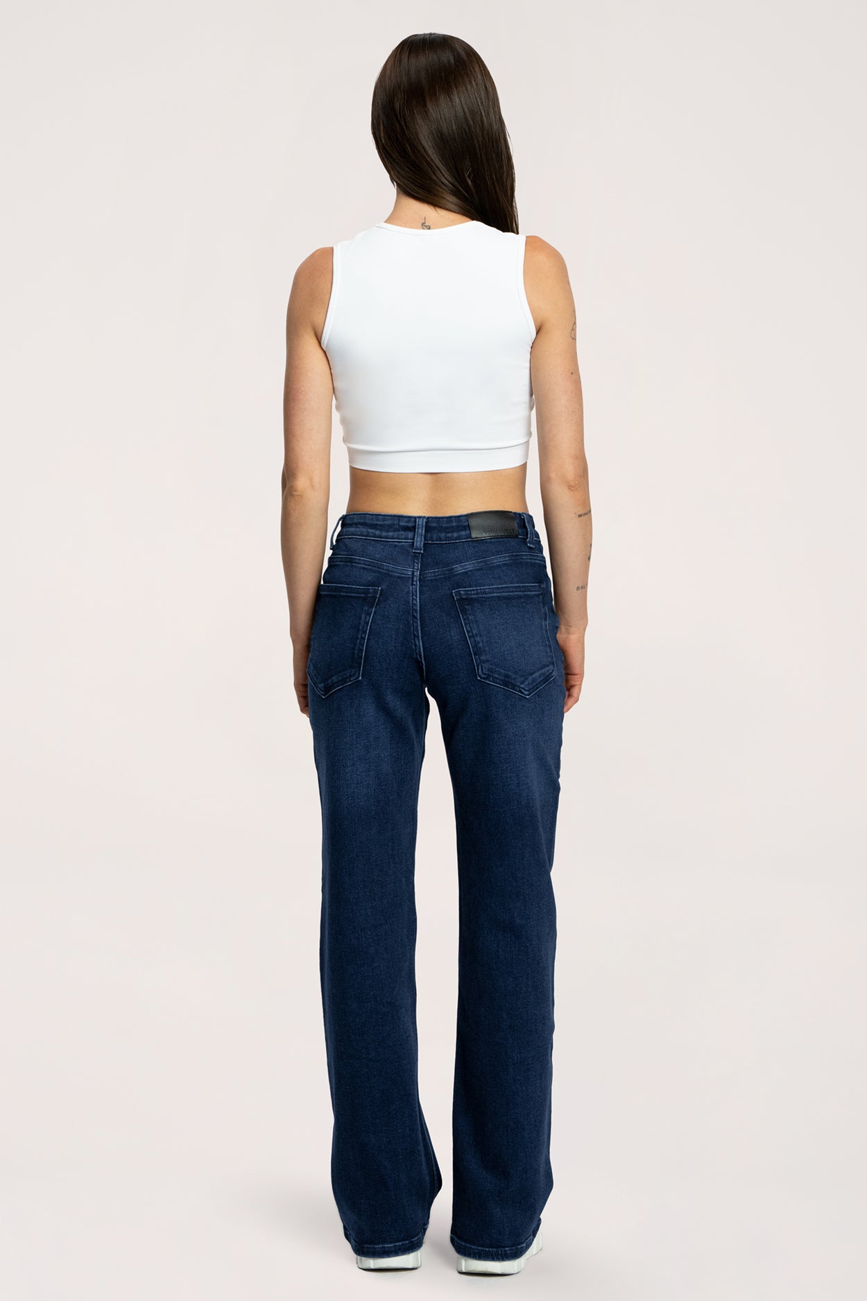 Alacsony derekú, bő szárú farmer navy blue