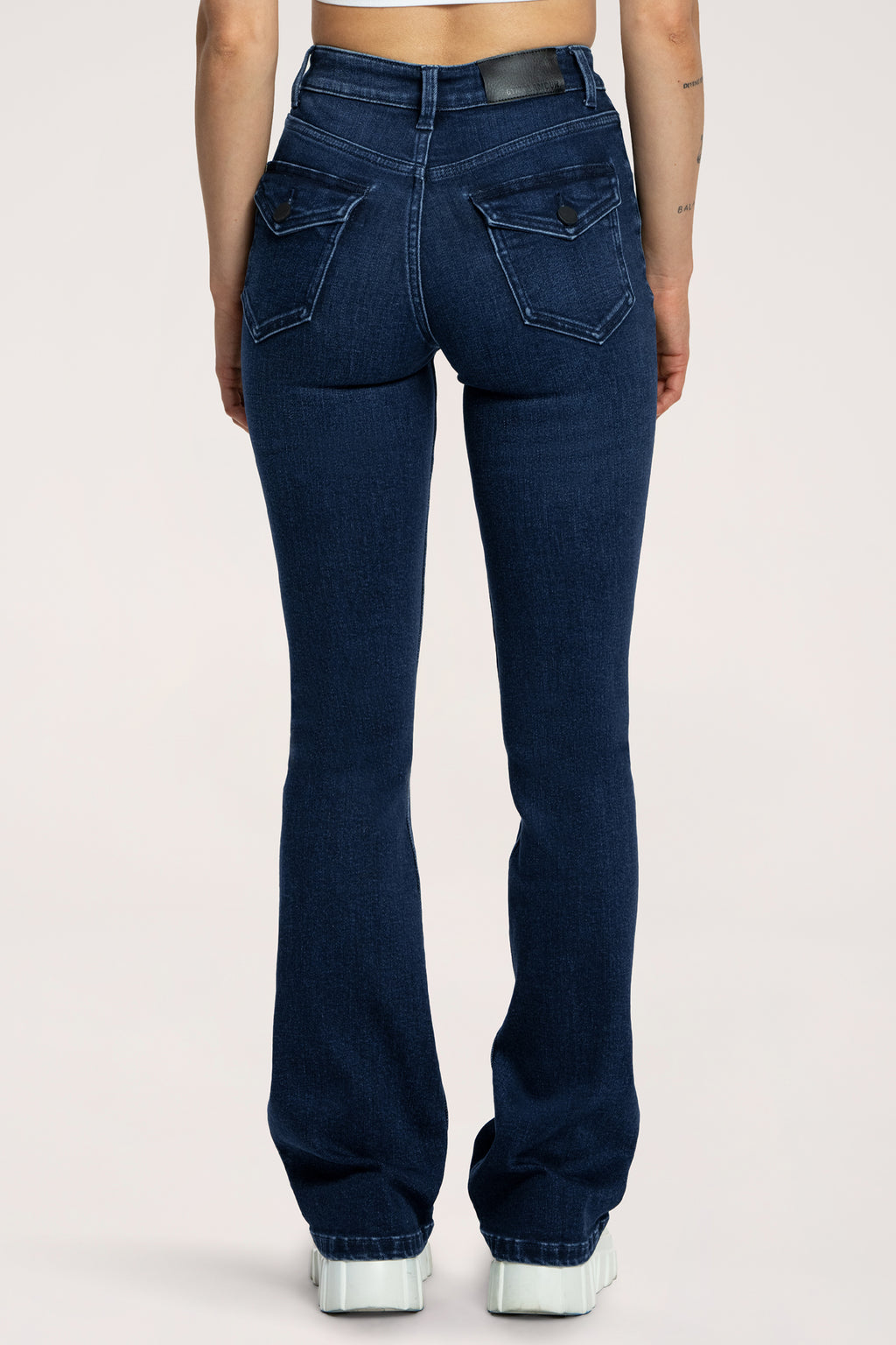 Push‑up hatású bő szárú farmer navy blue