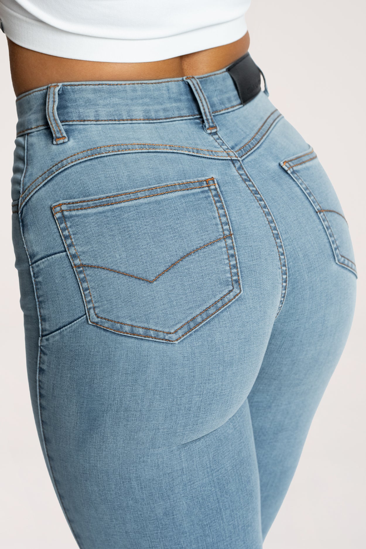 Perfect slim bő szárú farmer light blue