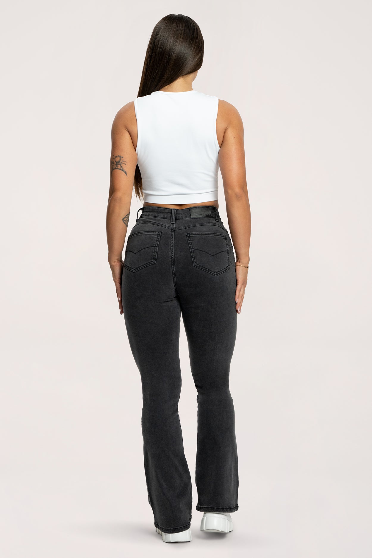 Perfect slim bő szárú farmer black