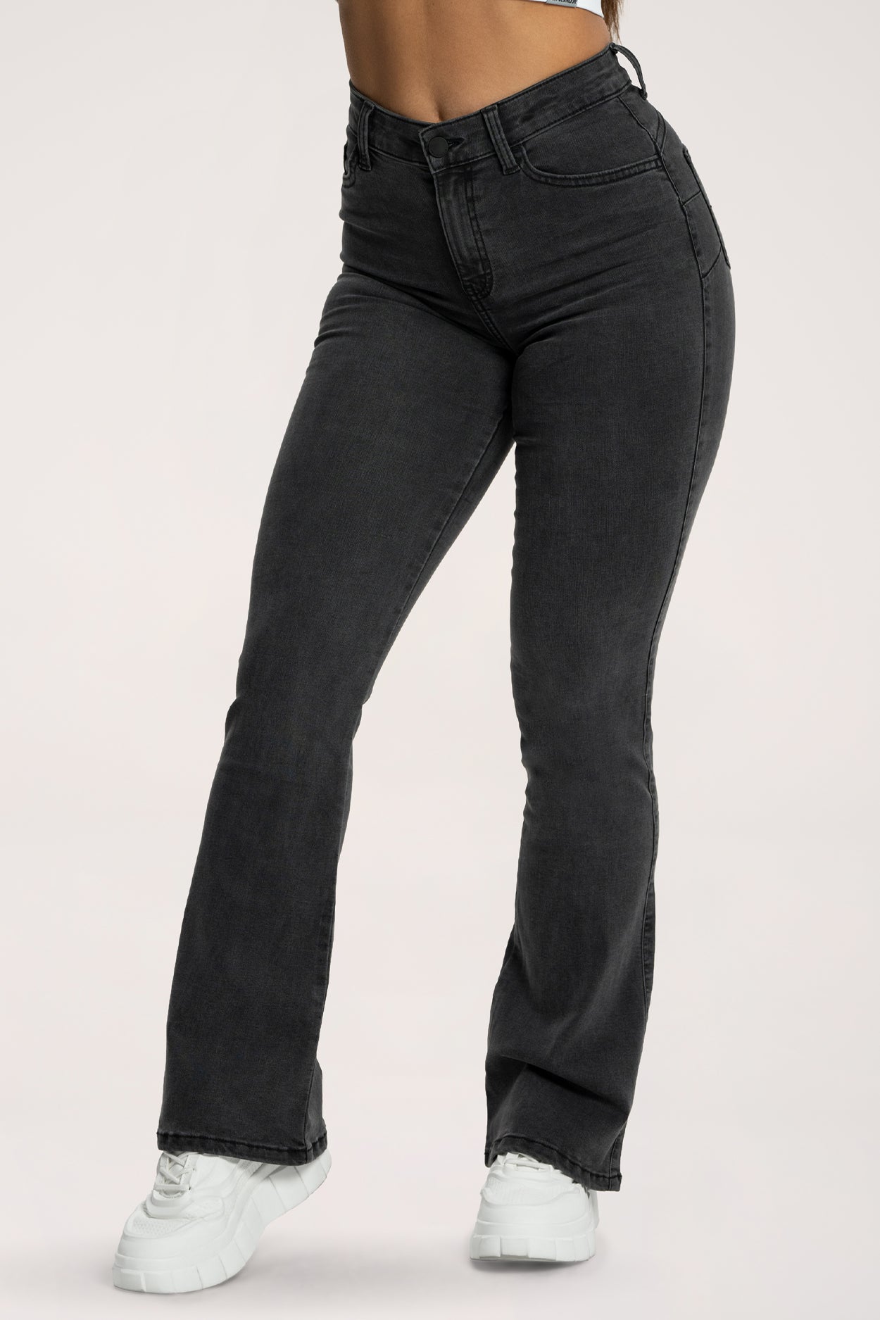 Perfect slim bő szárú farmer black