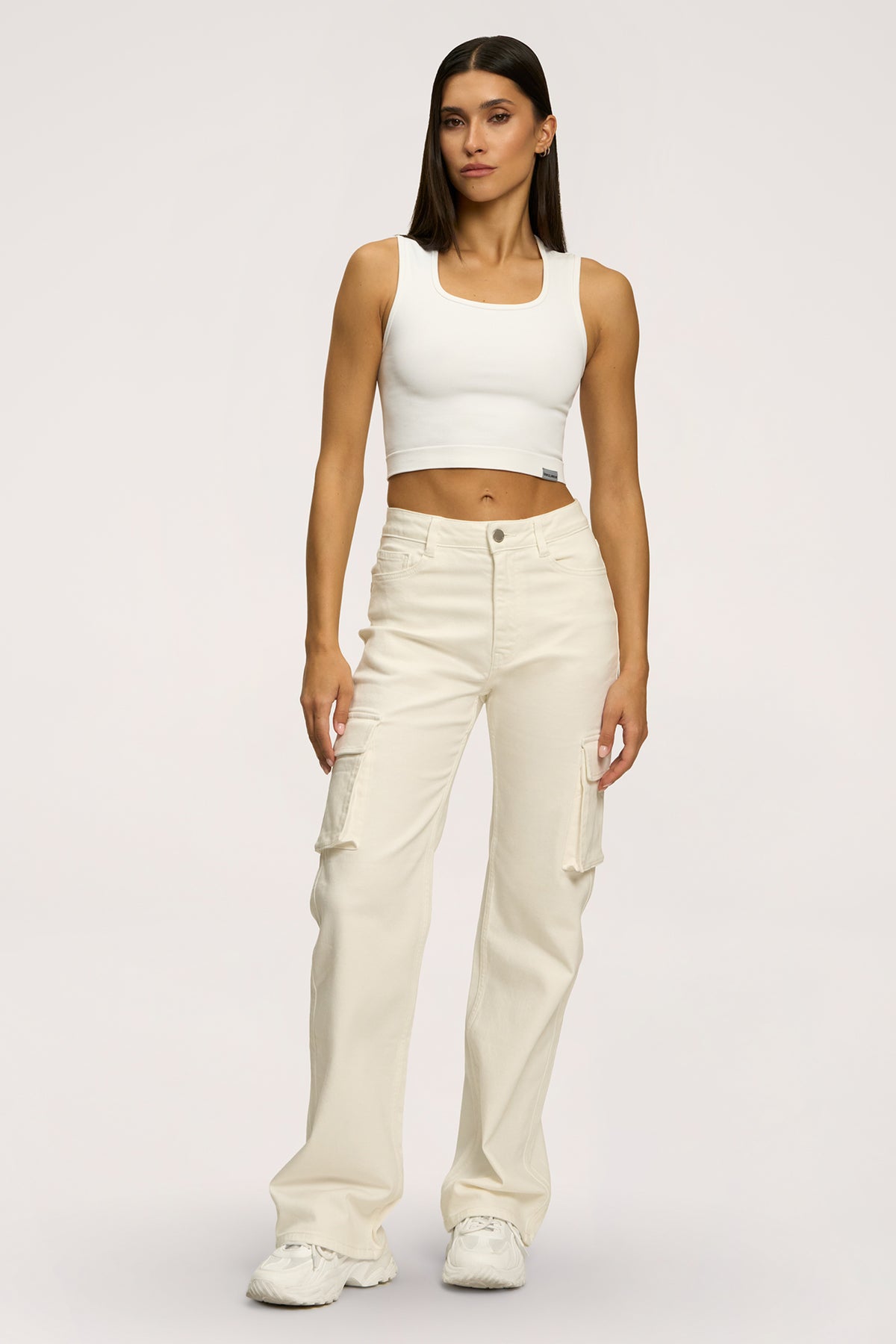 Cargo farmer off white