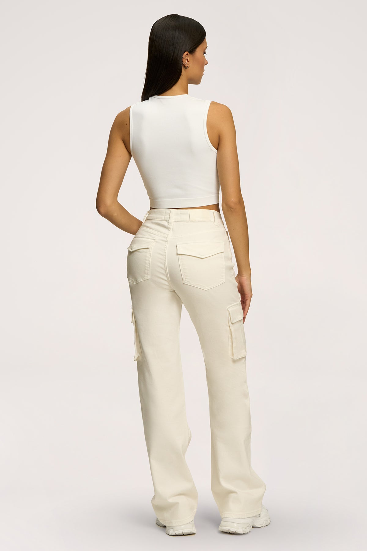 Cargo farmer off white
