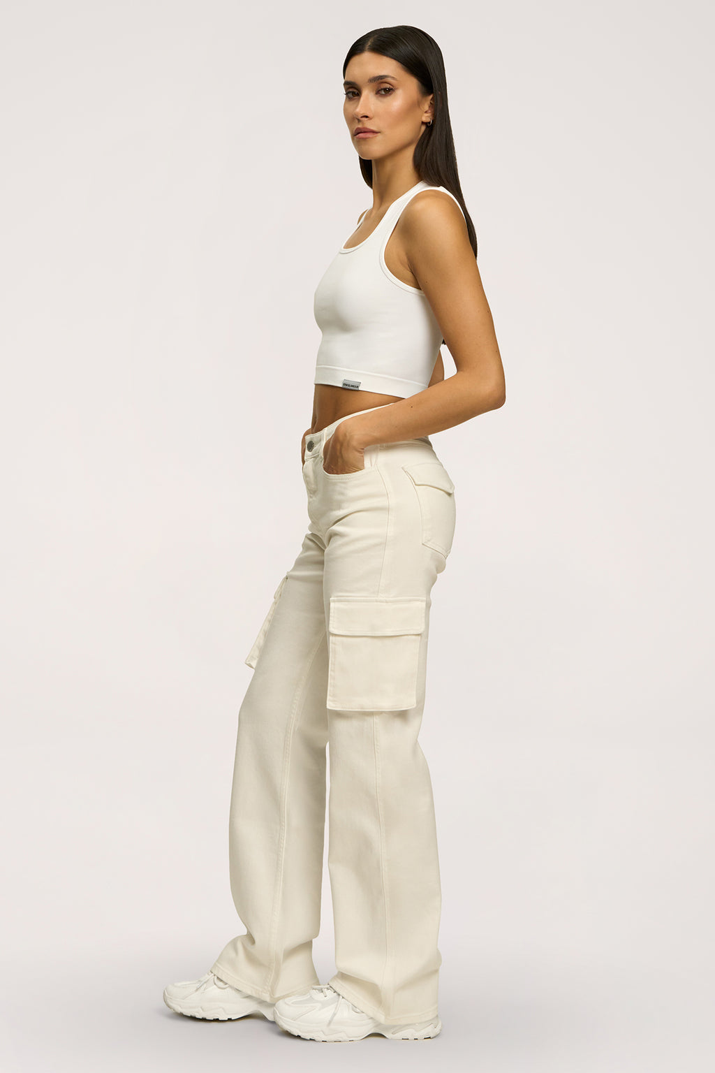 Cargo farmer off white