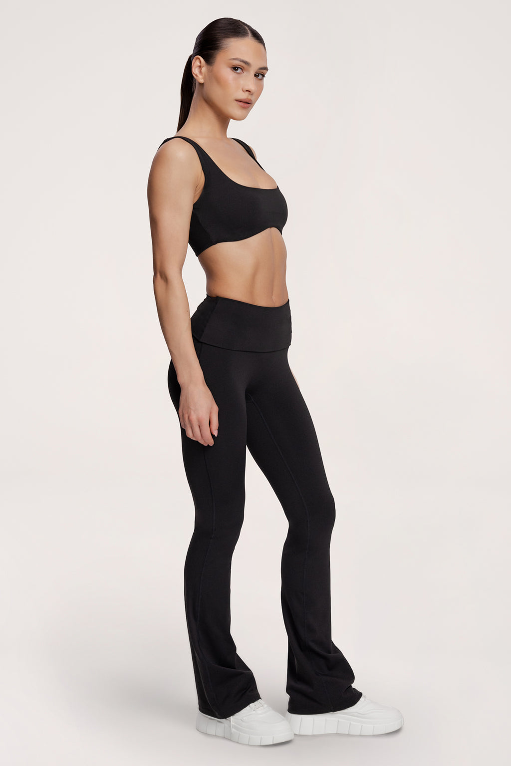 Pilates Era bő szárú nadrág black