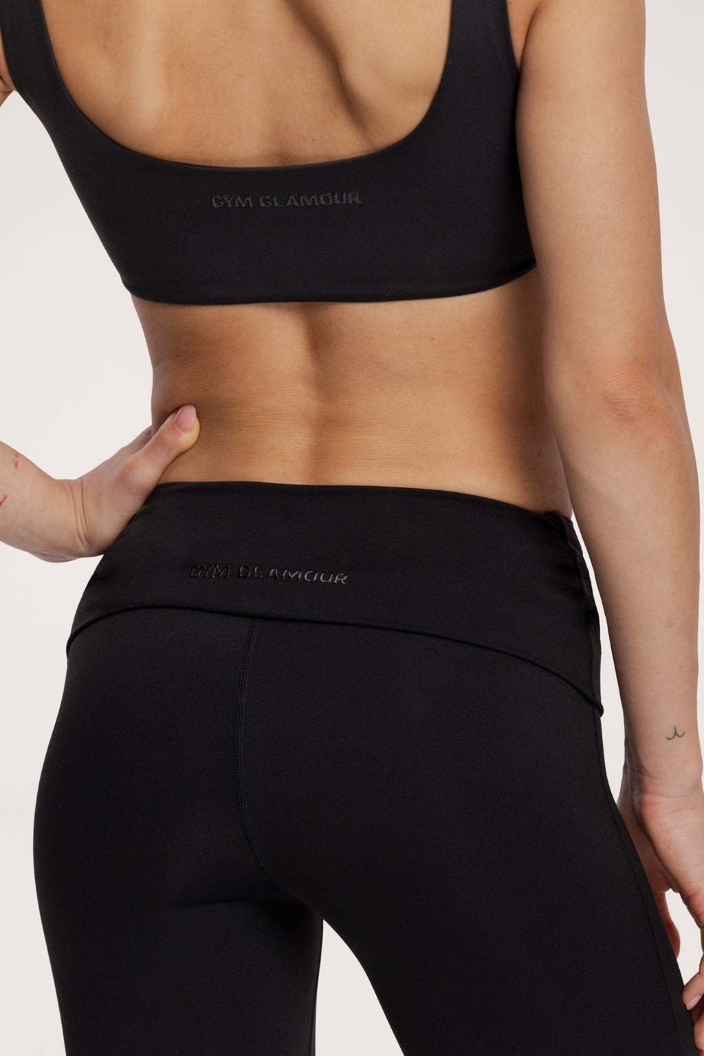 Pilates Era bő szárú nadrág black