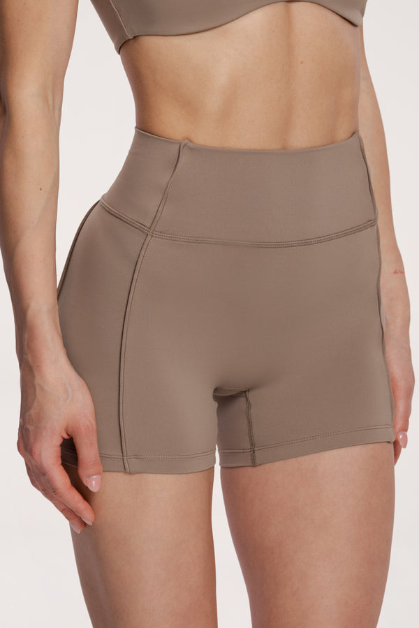 Pilates Era rövidnadrág warm beige