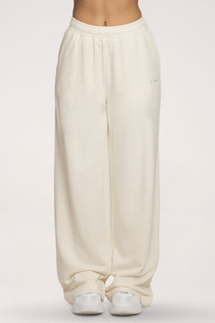 Easy egyenes szárú szabadidőnadrág off white