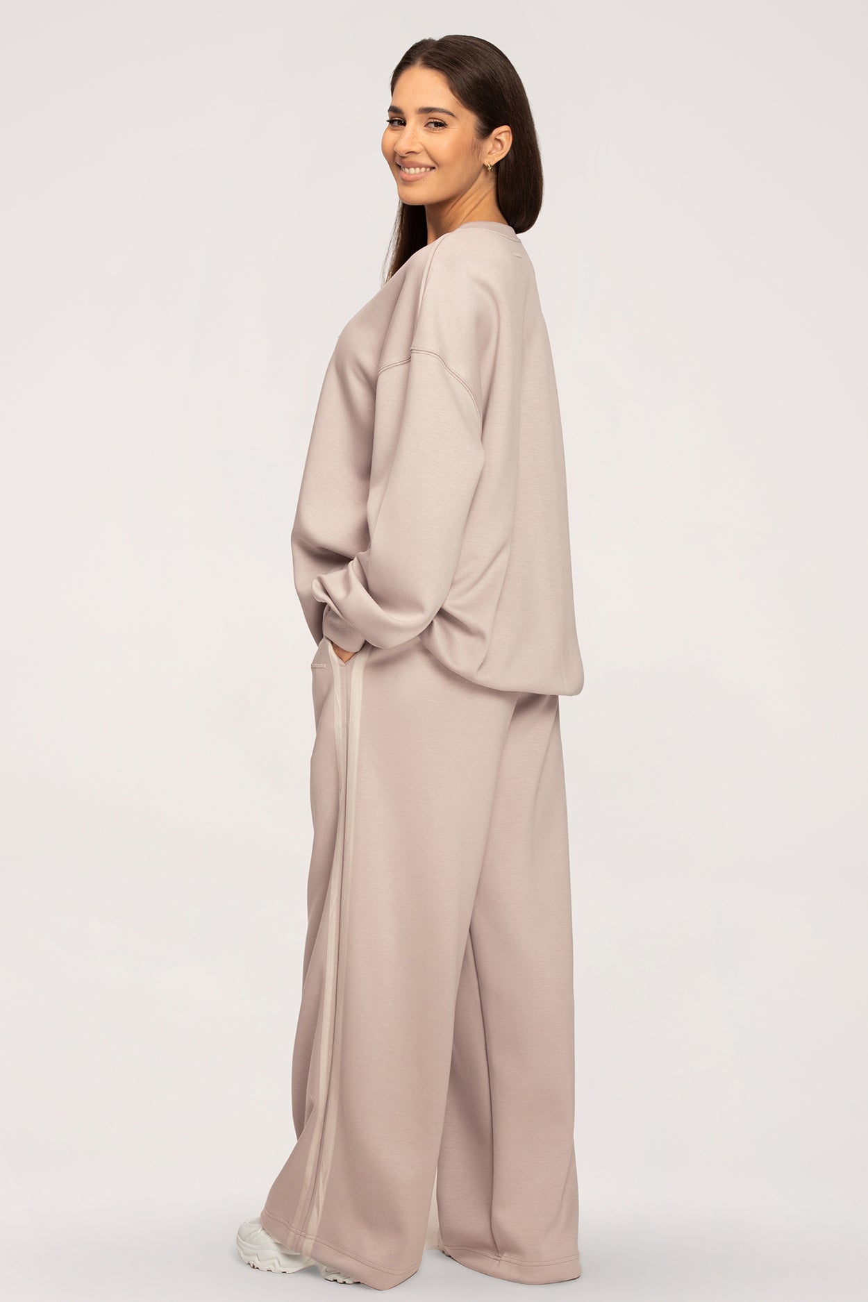 UN1FORM oversize melegítőnadrág beige