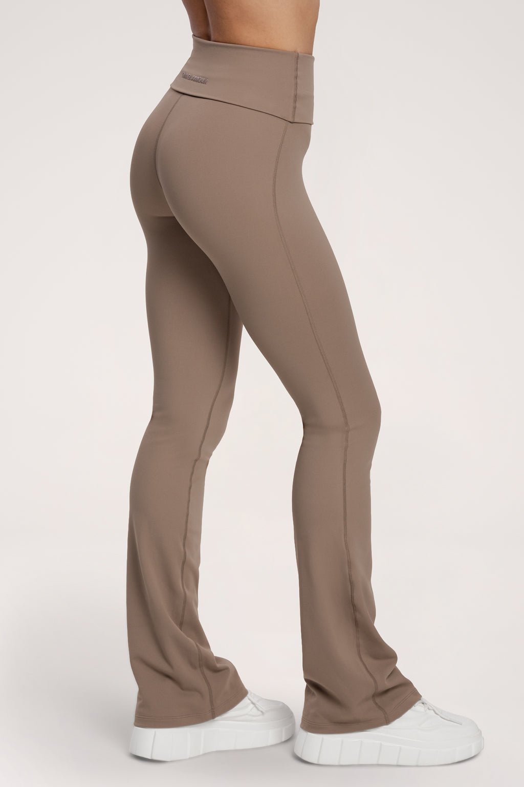 Pilates Era bő szárú nadrág beige
