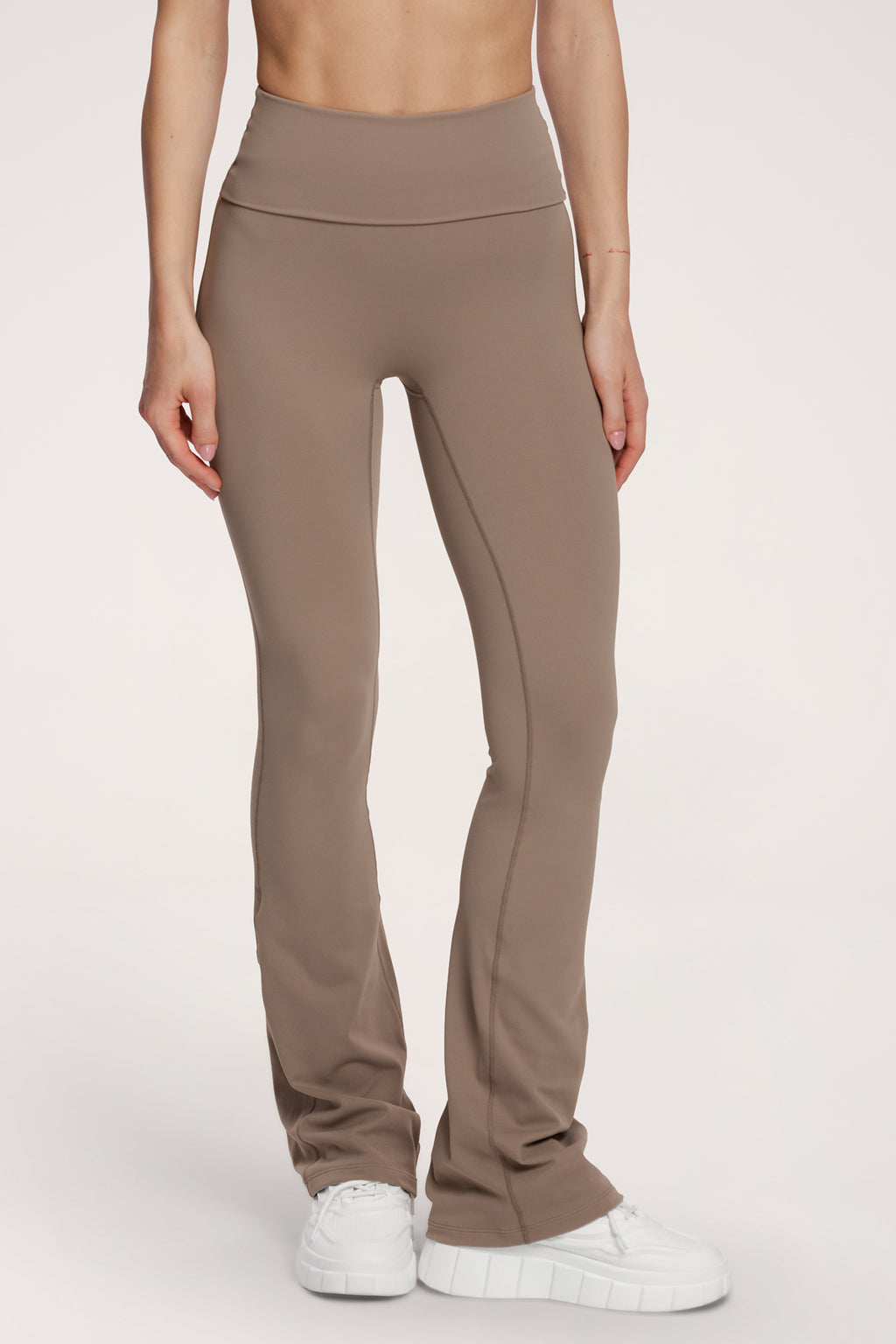 Pilates Era bő szárú nadrág beige