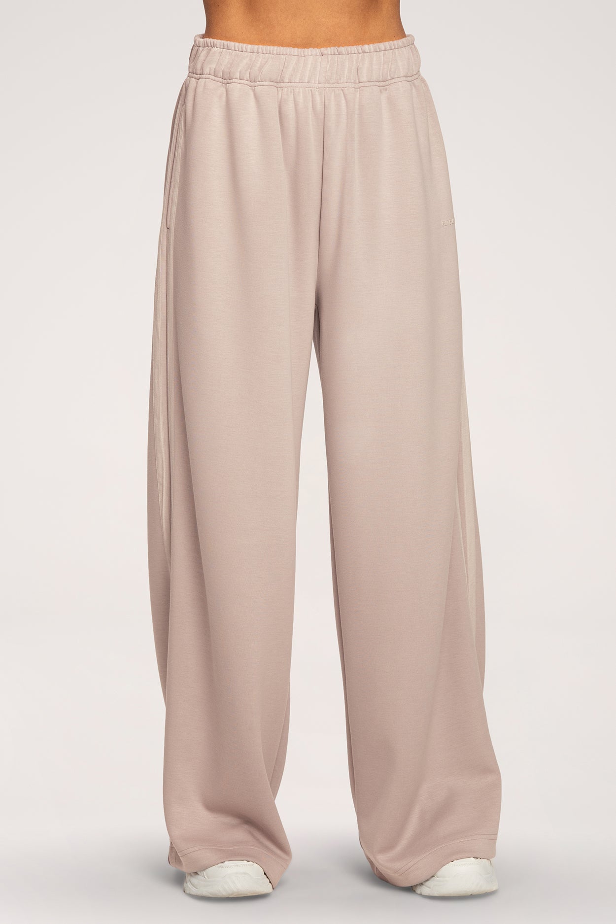 UN1FORM oversize melegítőnadrág beige