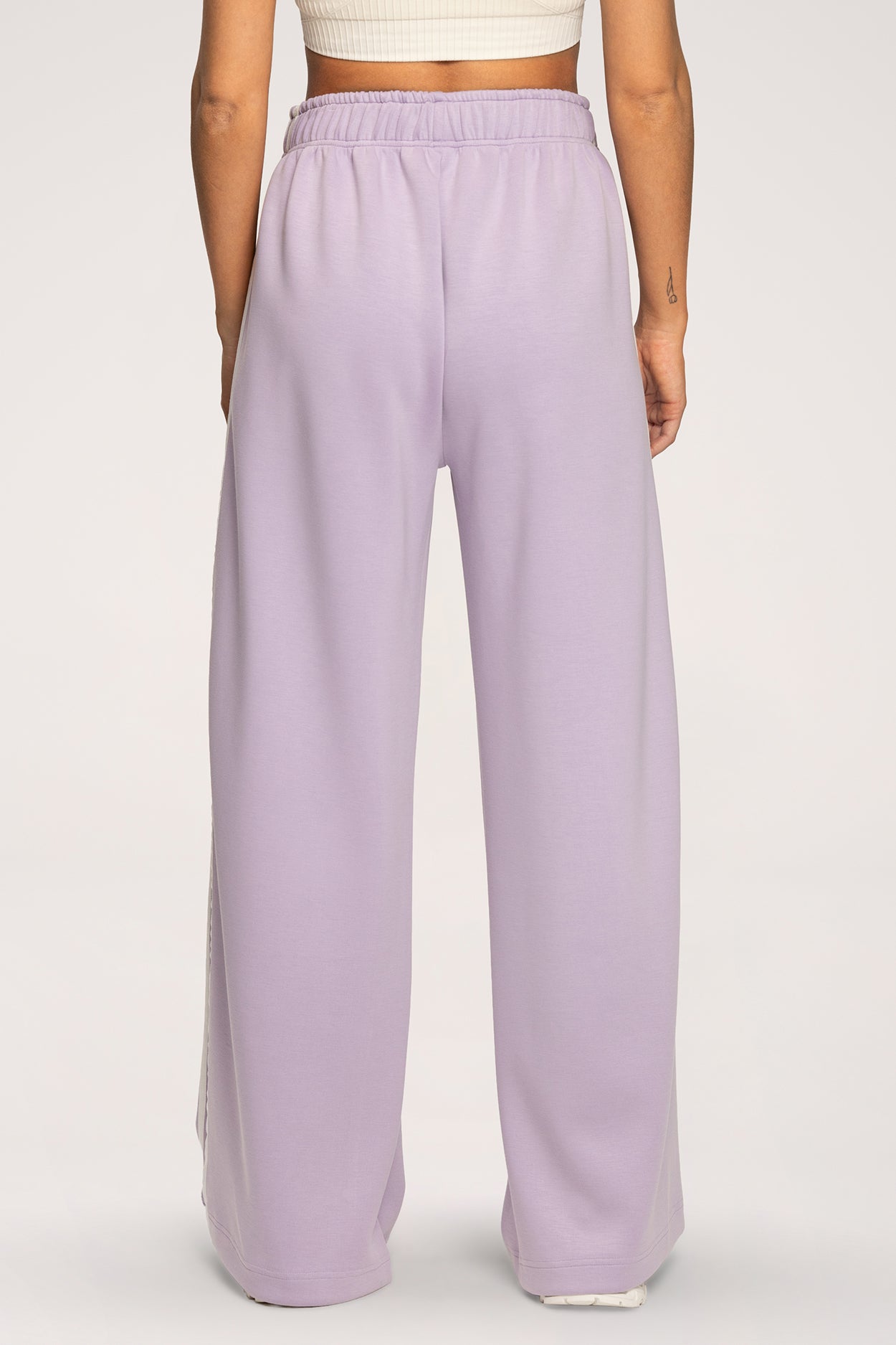UN1FORM oversize melegítőnadrág lilac