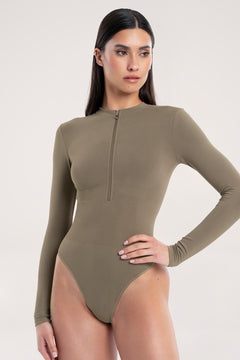 Hosszú ujjú body touch sand