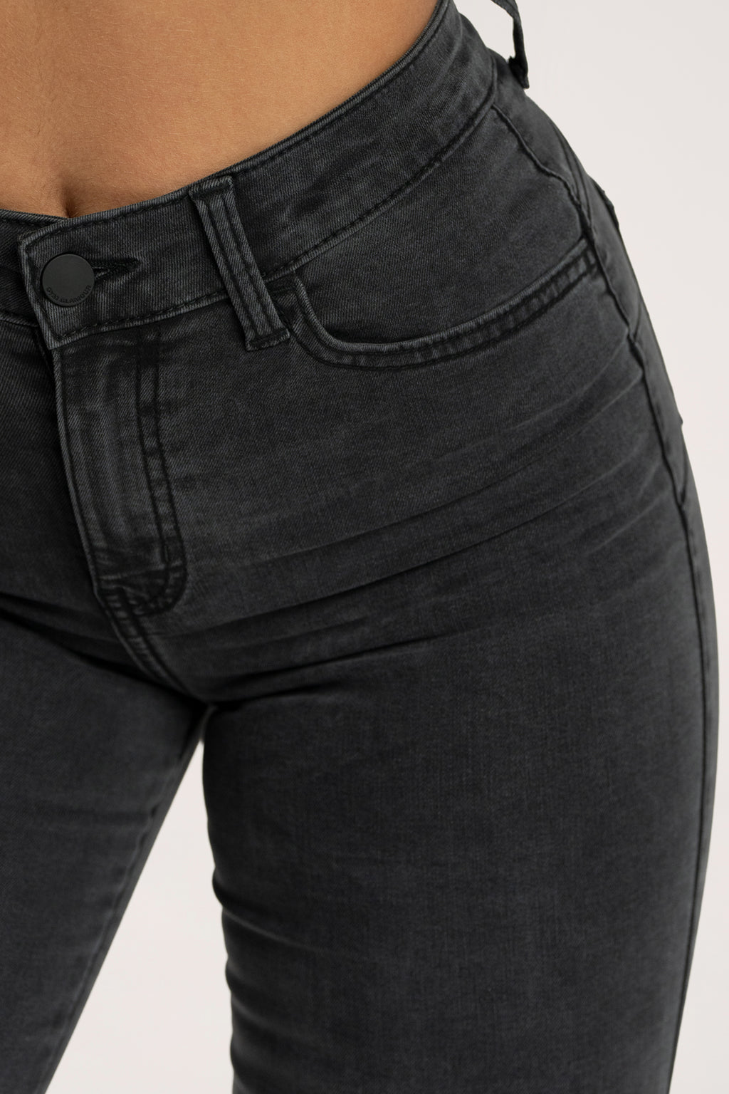 Jeansy dzwony perfect slim black